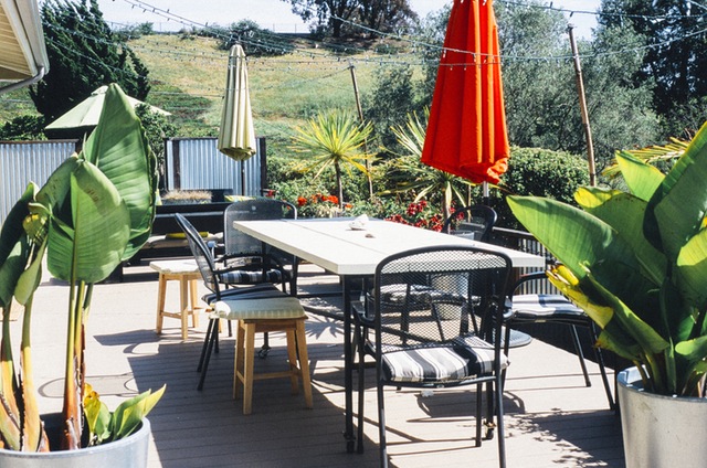 garden-table-terrace.jpg